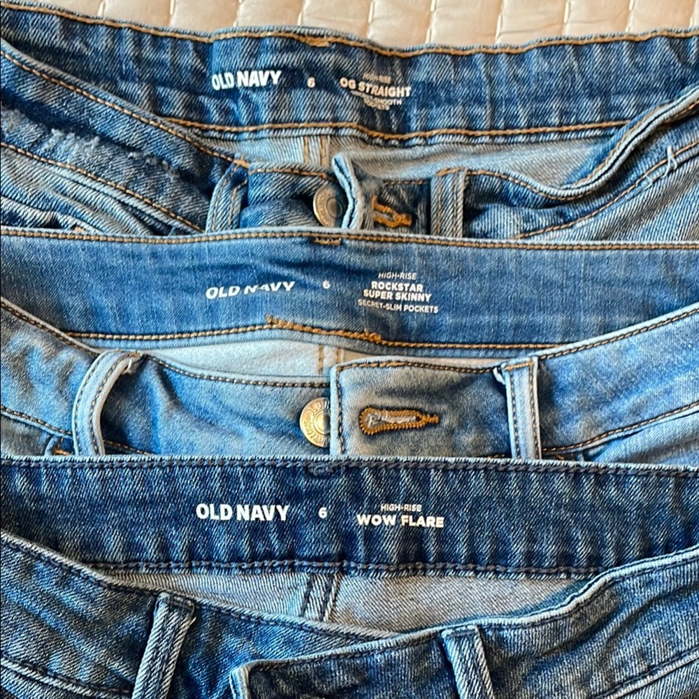 Old Navy Women's Classic Blue Straight Leg Jeans